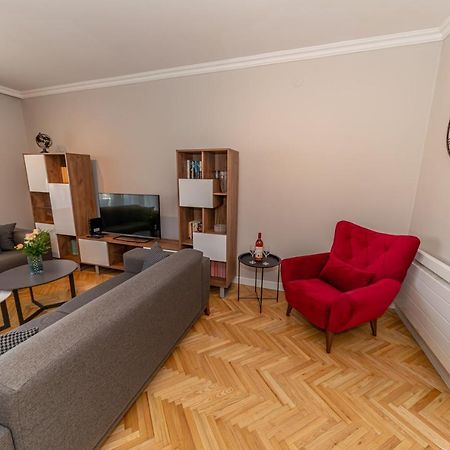 City Center De Lux Apartment バール エクステリア 写真
