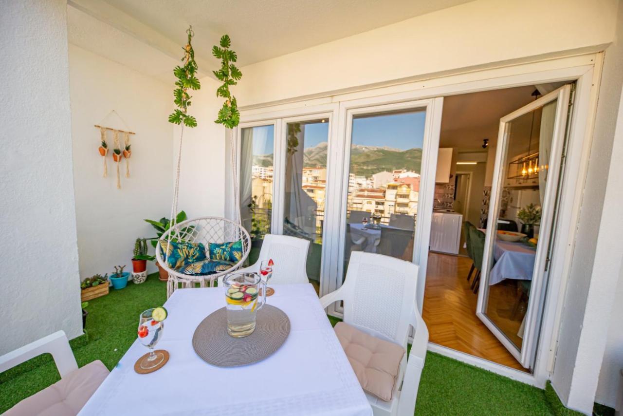 City Center De Lux Apartment バール エクステリア 写真