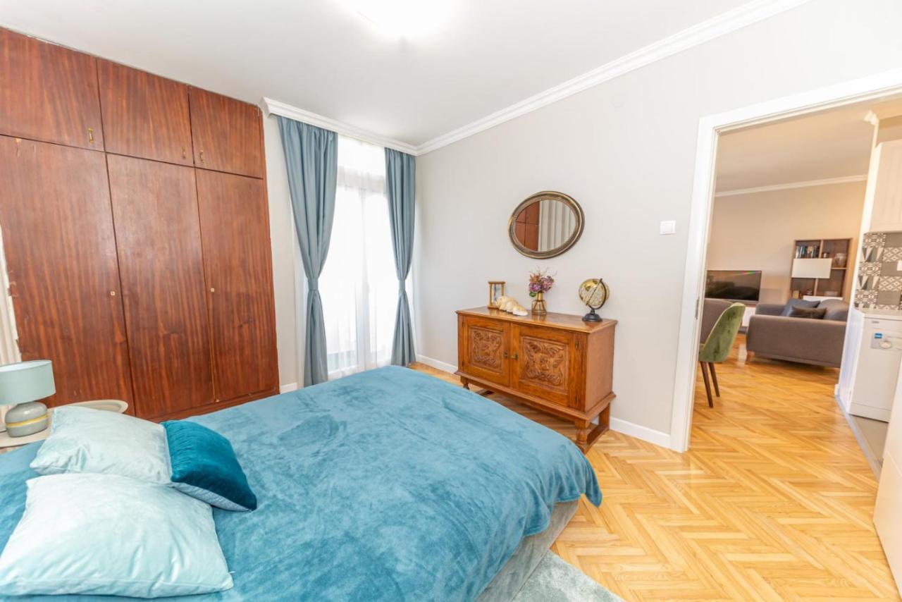 City Center De Lux Apartment バール エクステリア 写真