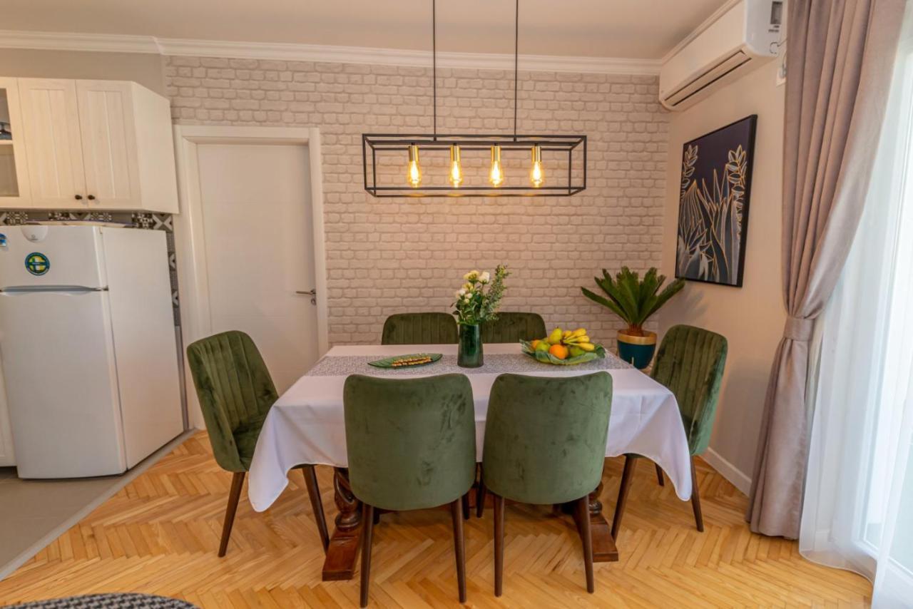 City Center De Lux Apartment バール エクステリア 写真