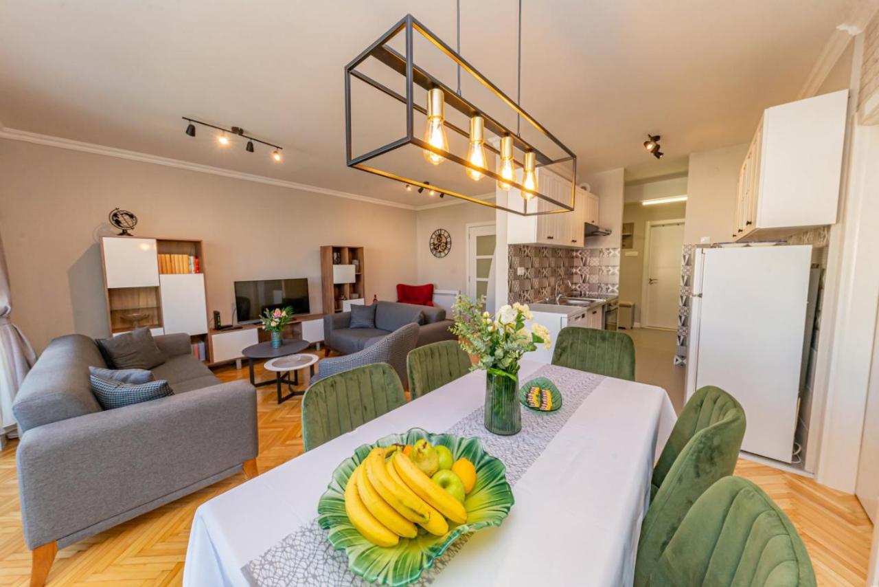 City Center De Lux Apartment バール エクステリア 写真