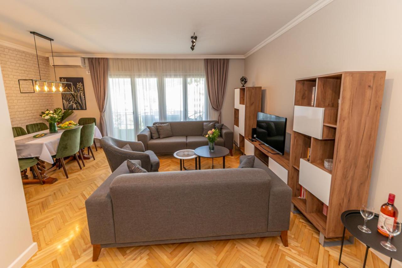 City Center De Lux Apartment バール エクステリア 写真